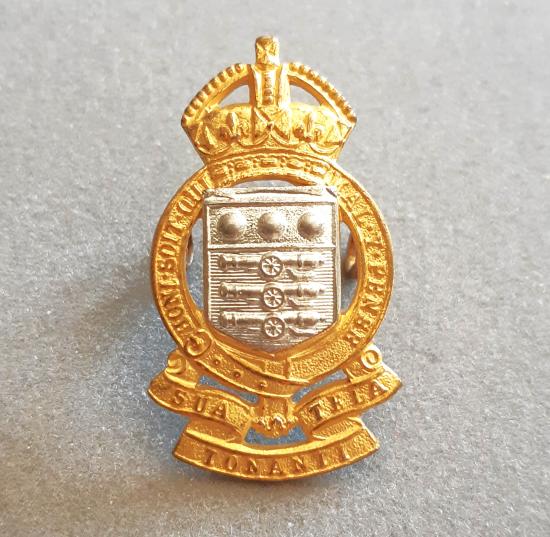 ROYAL ARMY ORDNANCE CORPS K/C GILT & SILV. PLATE Officer’s Hat Badge