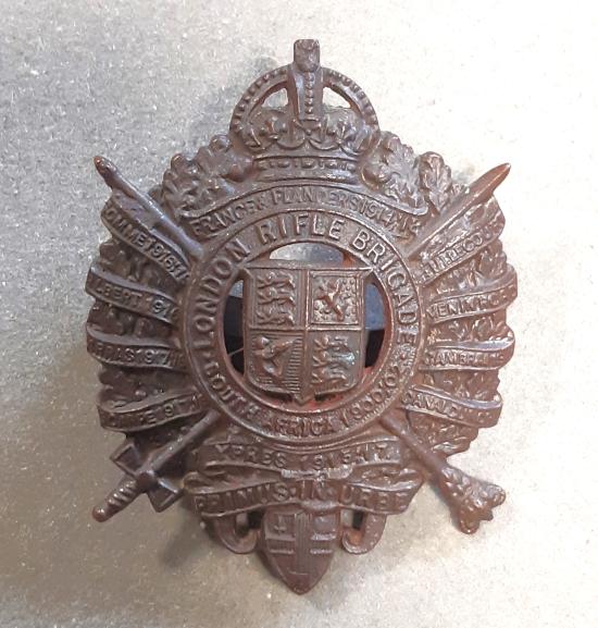 5th CITY OF LONDON BATTALION (London Rifle Brigade) OSD Hat Badge (KK1821)