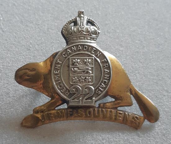 CANADIAN Post WW1 22nd Batt. (Canadien Francais) Hat Badge (E22)