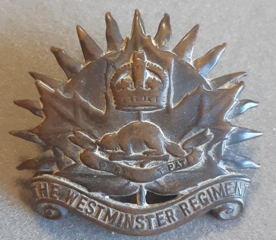 CANADIAN The Westminister Regiment Bronze Hat Badge