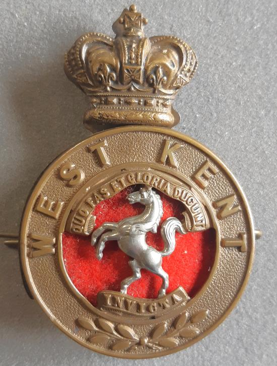 BRITISH East Kent Regiment Other Ranks Glengarry Badge (Circa 1881-1902).