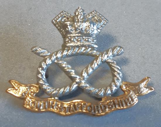 BRITISH South Staffordshire Regiment QVC B/M Hat Badge