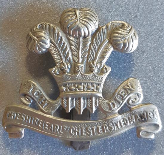 BRITISH Cheshire (Earl of Chester's) Yeomanry Scarce White Metal Hat Badge (KK1419)