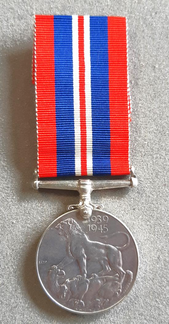 WAR MEDAL 1939-45. SILVER CANADIAN ISSUE.