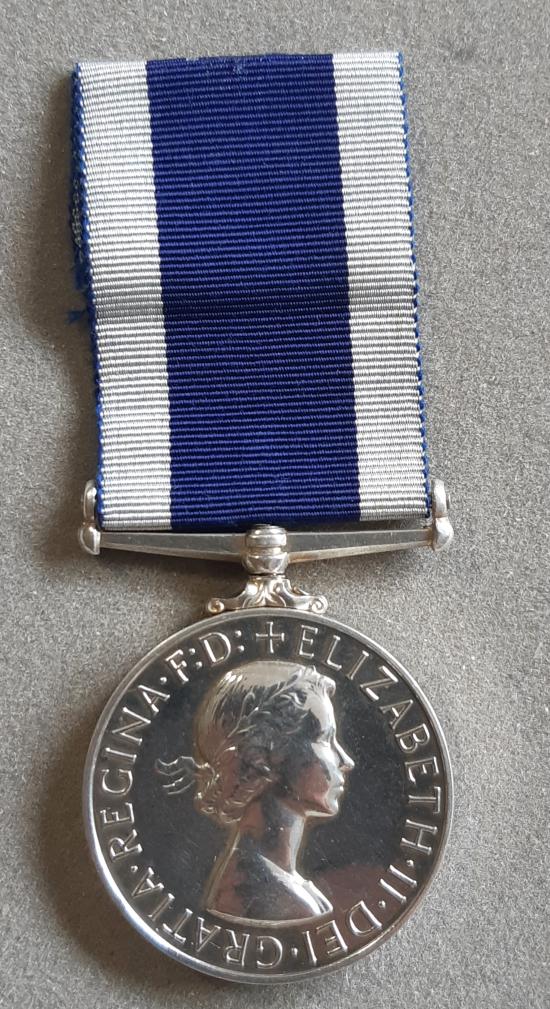 ROYAL NZ NAVY LONG SERVICE AND GOOD CONDUCT MEDAL (EIIR Issue).