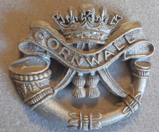 BRITISH WW2 Plastic Hat Badge – The Duke of Cornwall’s Light Infantry Regiment (Silver-Grey)