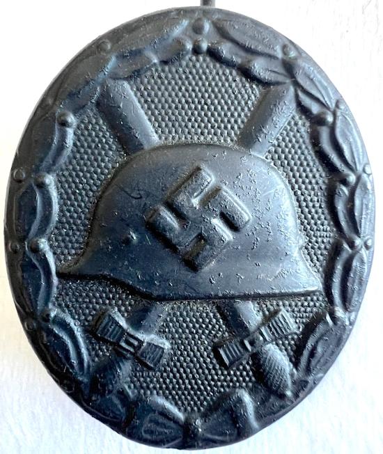 WW2 GERMAN BLACK WOUND BADGE - MARKED 65