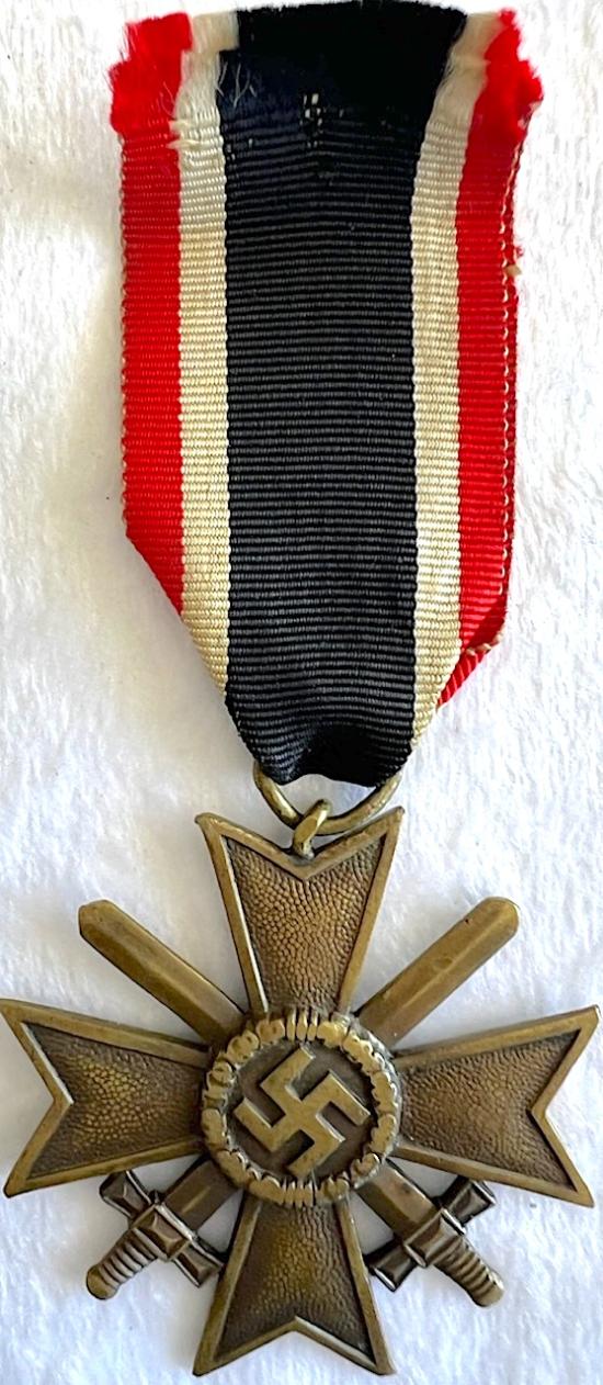 WW2 GERMAN WAR MERIT CROSS 2ND CLASS WITH SWORDS