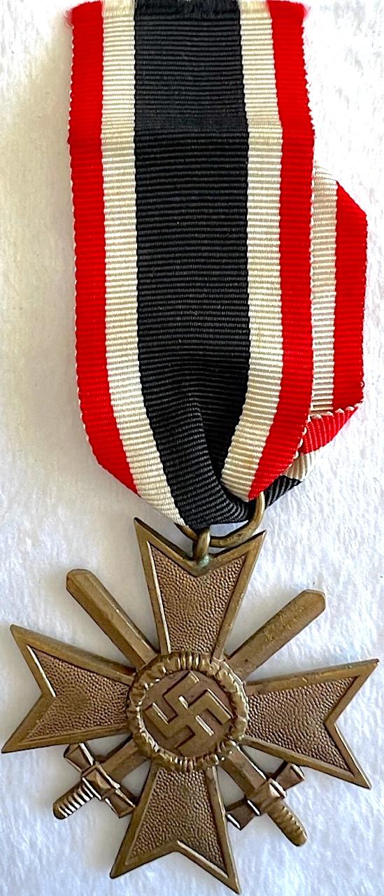 WW2 GERMAN WAR MERIT CROSS 2ND CLASS WITH SWORDS