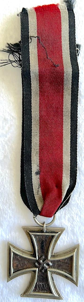 WW2 GERMAN IRON CROSS 2ND CLASS - MARKED