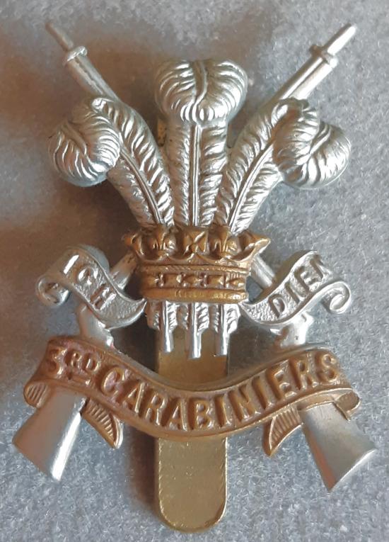 BRITISH - 3rd Carabiniers (P.O.W. Dragoon Guards) Bi-Metal Badge (KK1888)