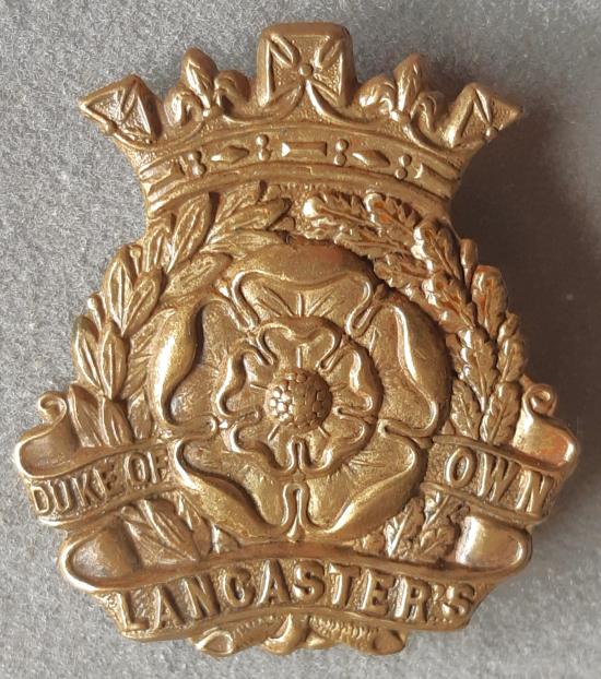 BRITISH - The Duke of Lancaster's Own Yeomanry (Dragoons) G/M Badge (KK148)