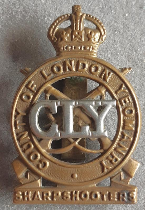 BRITISH -3rd/4th County Of London Yeomanry (Sharpshooters) Bi-Metal Hat Badge (KK2291)